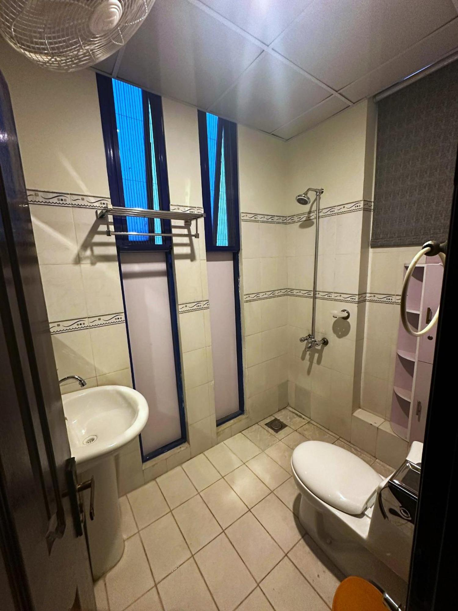 Luxury Apartment In Dha Phase 8, Near Allama Iqbal International Airport Λαχόρη Εξωτερικό φωτογραφία