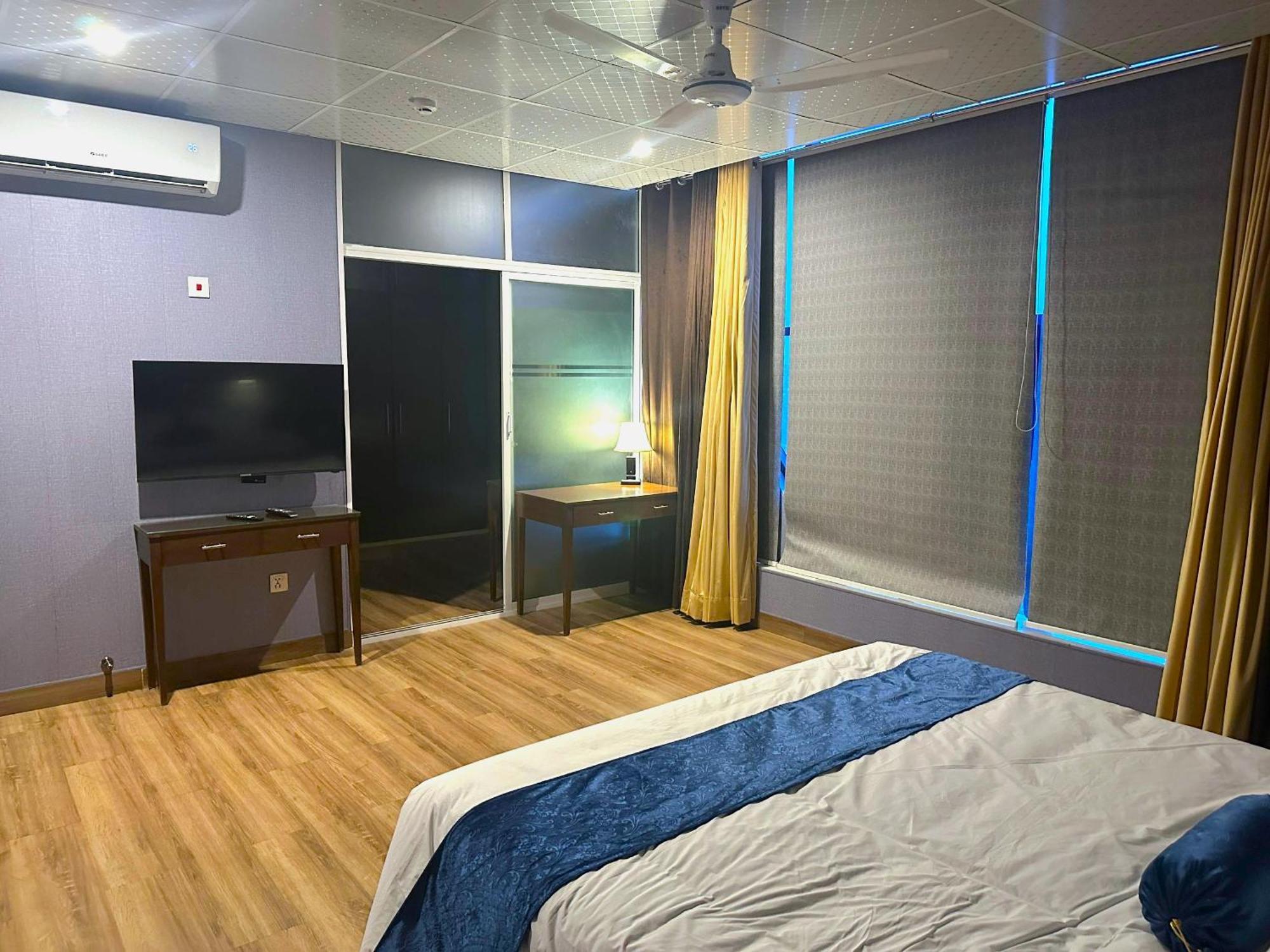 Luxury Apartment In Dha Phase 8, Near Allama Iqbal International Airport Λαχόρη Εξωτερικό φωτογραφία