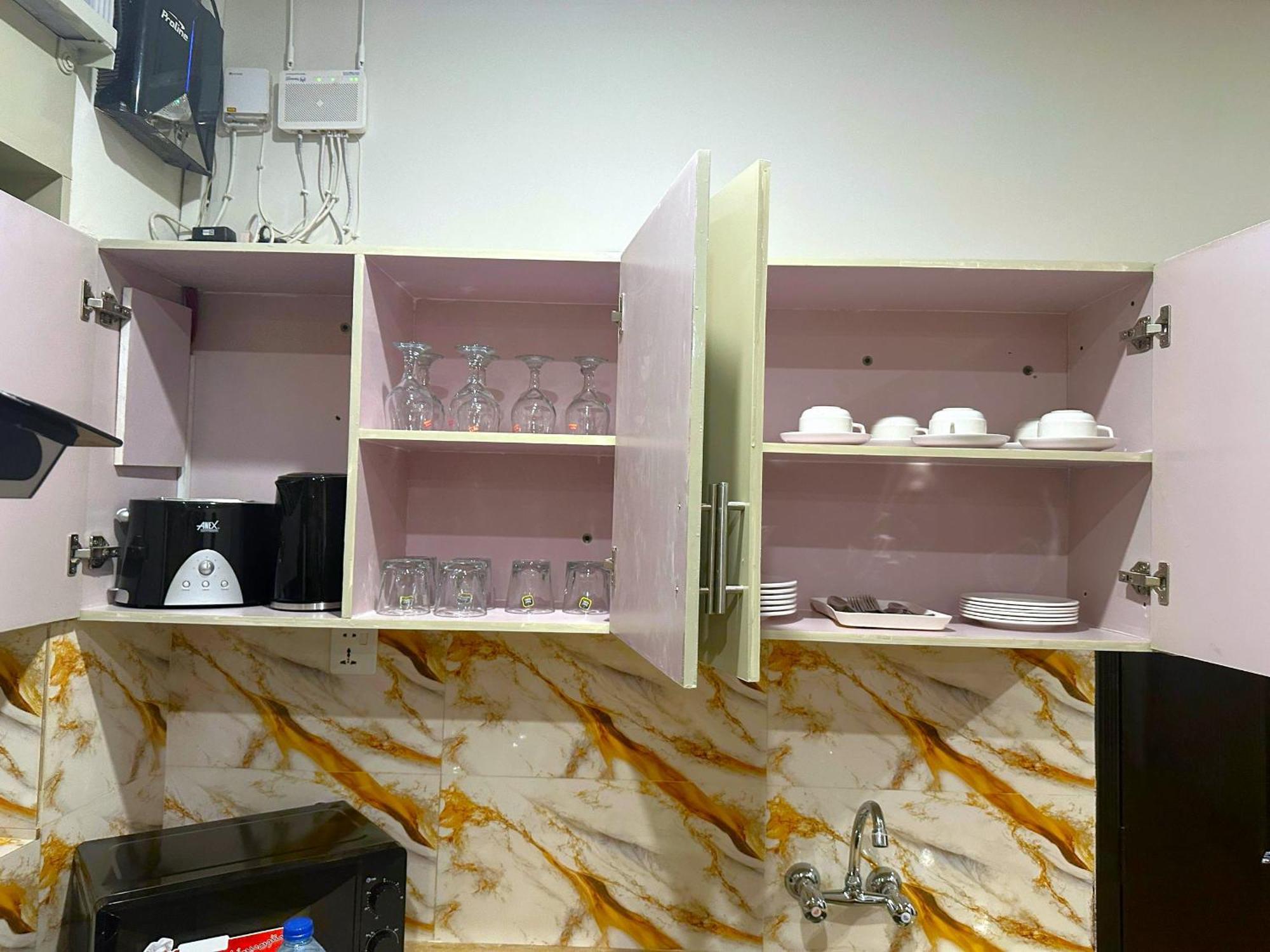 Luxury Apartment In Dha Phase 8, Near Allama Iqbal International Airport Λαχόρη Εξωτερικό φωτογραφία
